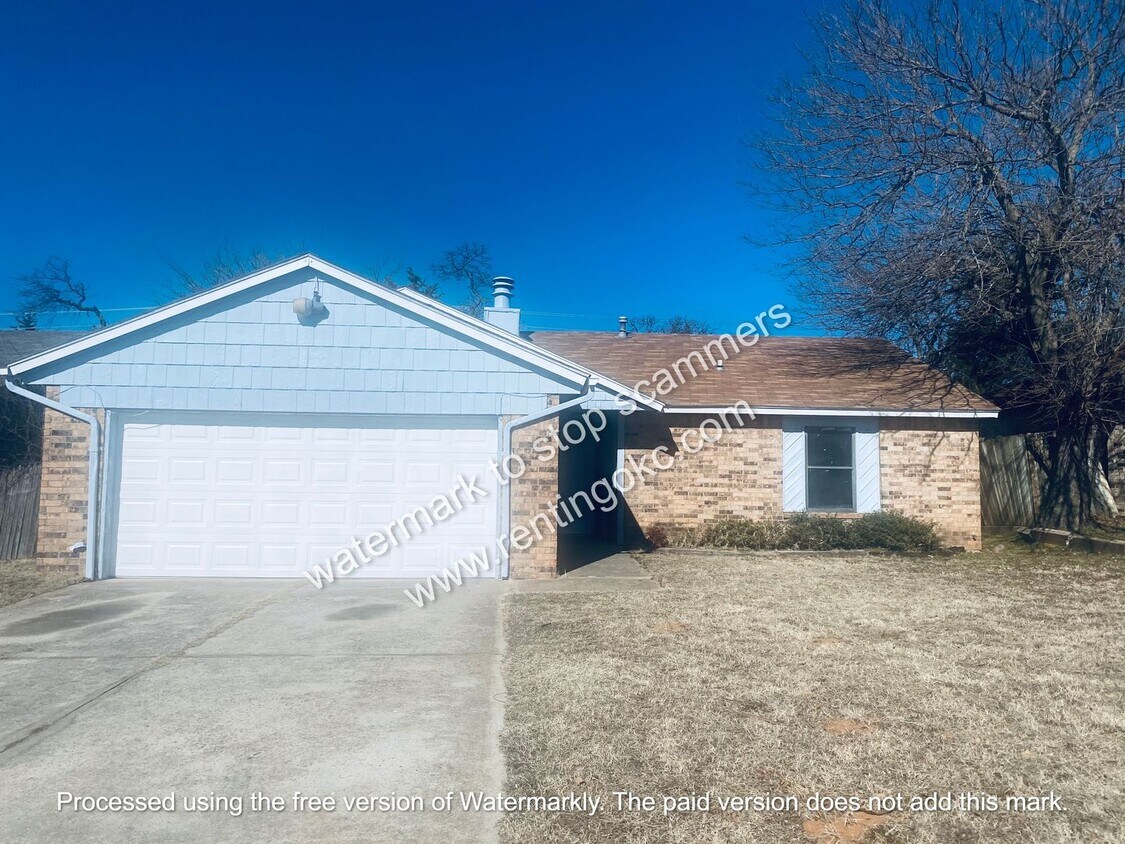 3 bed 2 bath with new kitchen! - 3 bed 2 bath with new kitchen!
