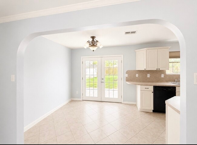 Photo - 10415 Norton Dr