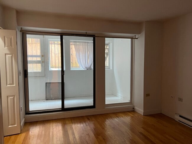 Photo - 28 Appleton St