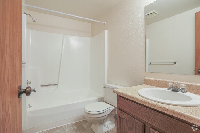1 BR, 1 BA - Bathroom