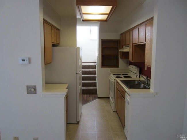 Building Photo - 1939 Windmill Cir