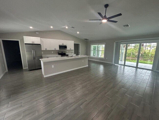 Photo - $1000 OFF THE FIRST MONTHS RENT: Available Now!! Brand New Construction 4/3