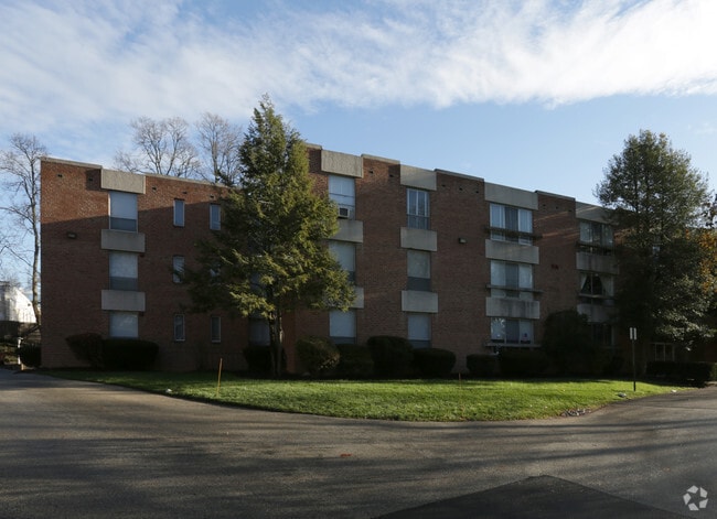 Photo - 170 Lakeside