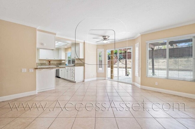 Photo - 32440 Beechwood Ln