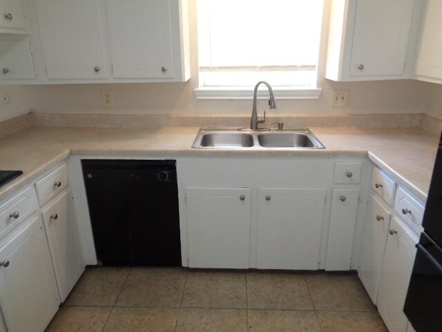Photo - 29419 Raestone St