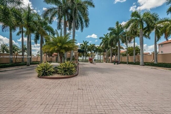 Photo - 6520 NW 114th Ave Condominio Unidad 1628