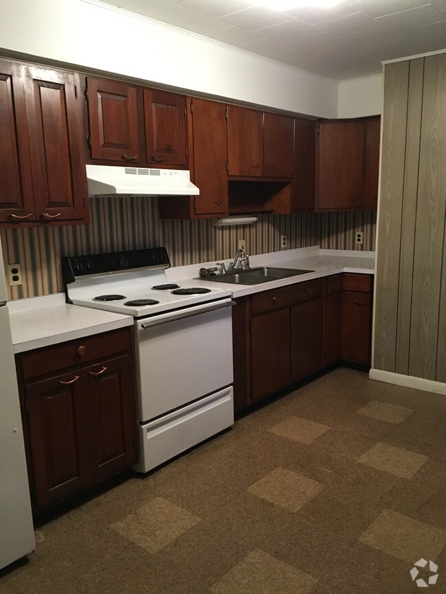 Building Photo - 5 Adirondack Rd Unit A Rental