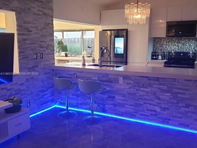 Photo - 412 NW 72nd St