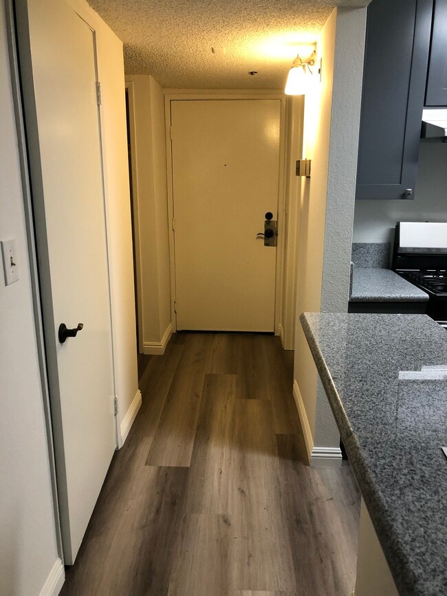 Photo - 1791 N Sycamore Ave Unit 106