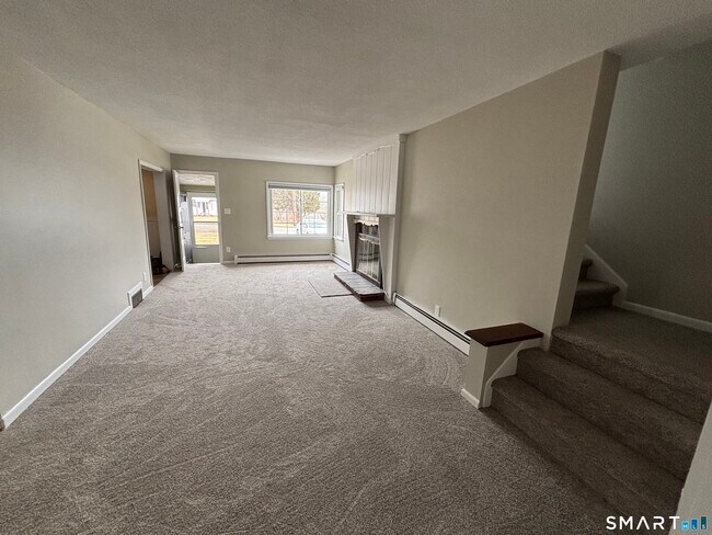 Photo - 324 Savage Hill Rd