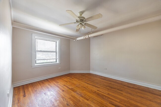 Photo - 2415 W Sunnyside Ave Unit G