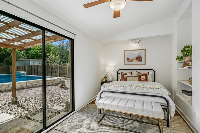 Photo - 905 W Elizabeth St