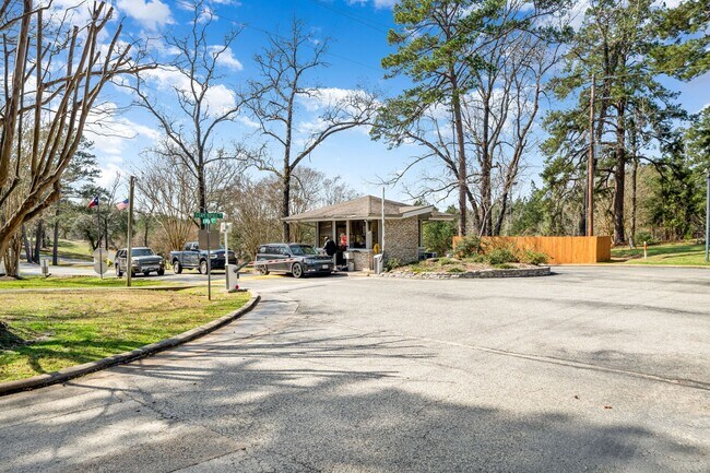 Photo - 201 Sunny Hill Dr