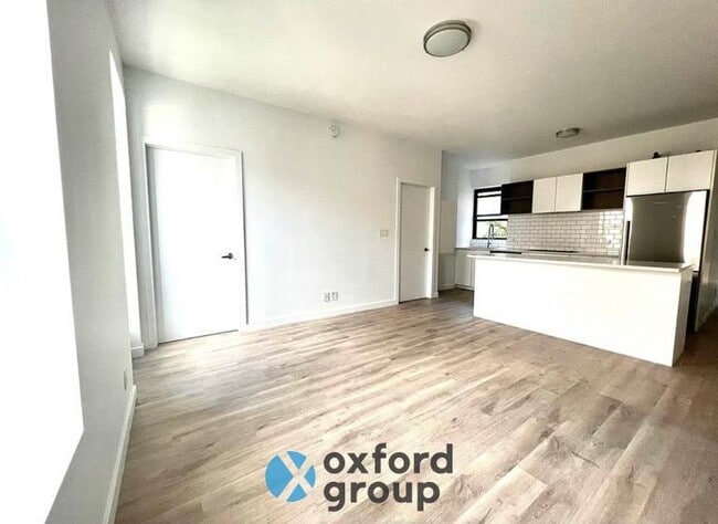 Photo - 3 bedroom in New York NY 10014