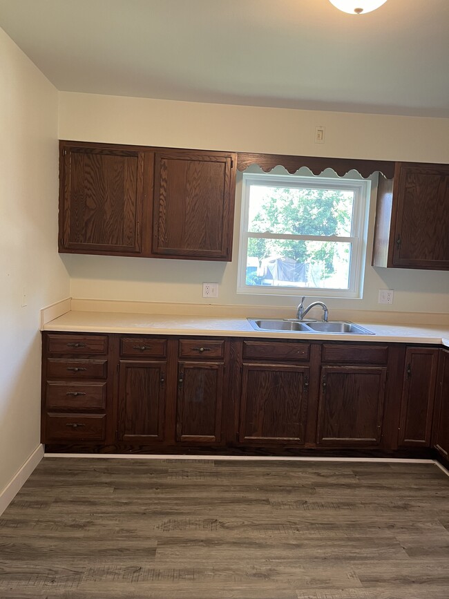 Photo - 108 W South St Unit 4