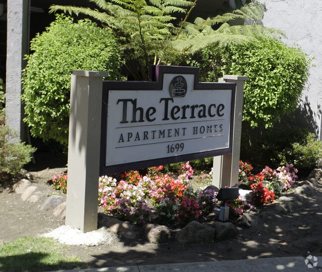 Photo - Laguna Terrace Apartments