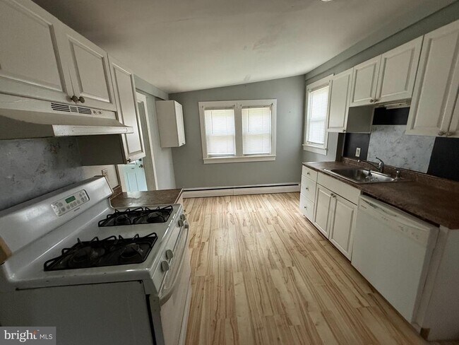 122 Princeton Ave