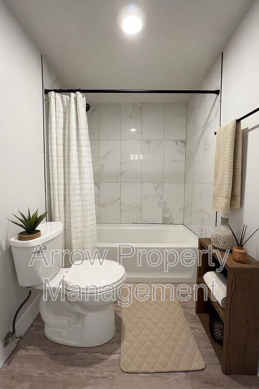 Photo - 2323 T St Unidad 10