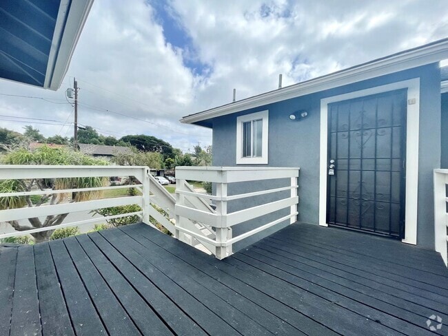 Building Photo - Spacious Studio near Carlsbad Village! Unit A Rental