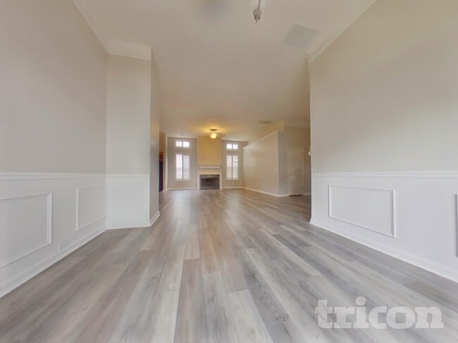 Photo - 3614 Silver Springs Way SW