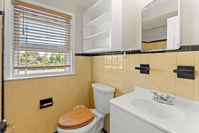 Photo - Beautiful updated townhome