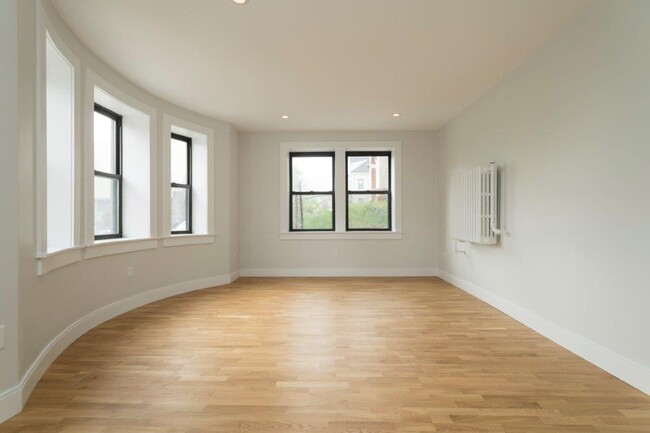 Photo - 119 Highland Ave Apartment Unit 11