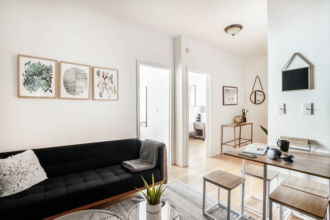 Photo - 122 E 102nd St Unidad FL1-ID1021896P