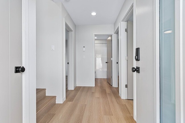 Photo - 2517 Vallette St