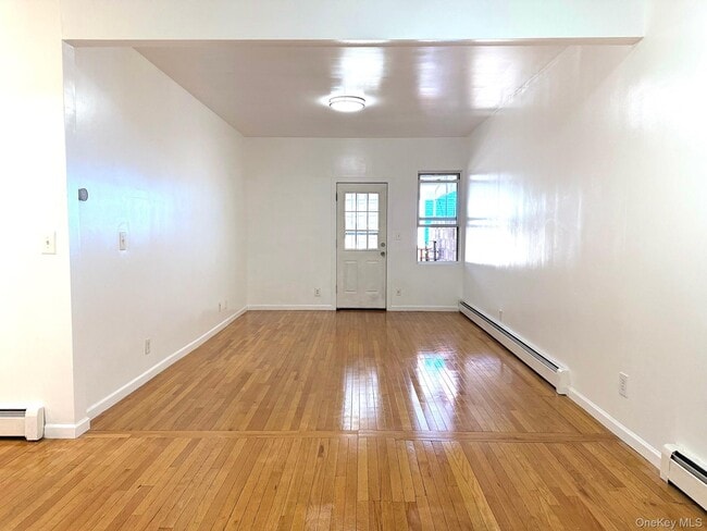 Photo - 235 Starr St Unit 1R