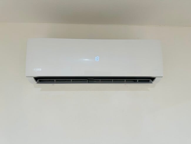 Photo - 2707 Cridge St