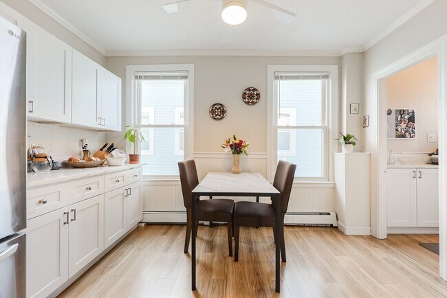 Photo - 19 Linden St Unit 3