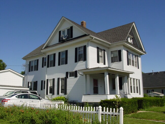 Photo - 20 N Locust St Unidad Apt 1