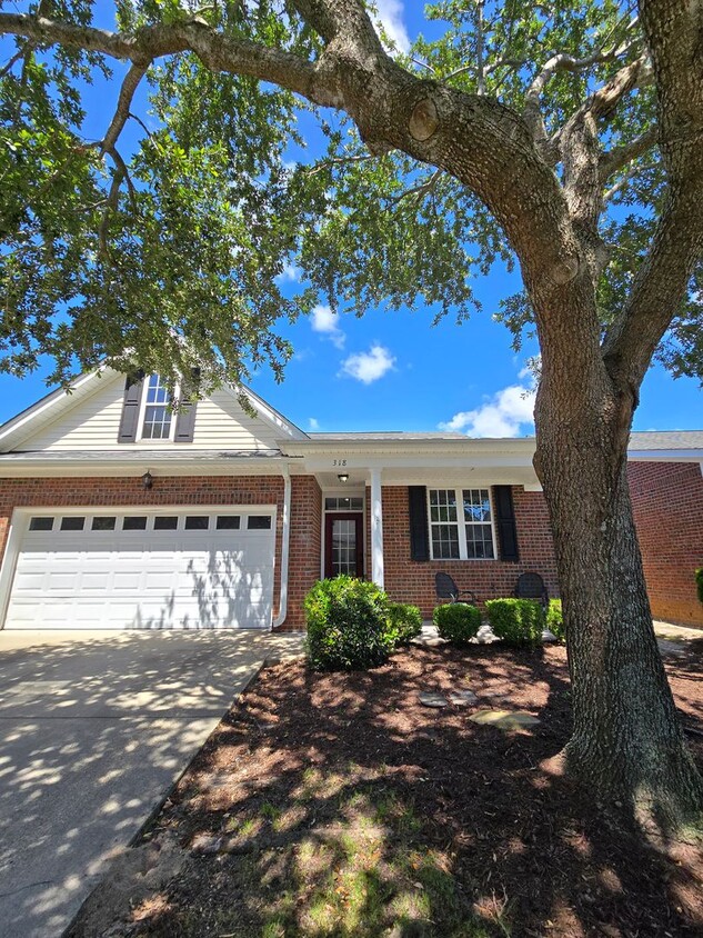 Carleton Place - College Rental ~ Near UNC... - Carleton Place - College Rental ~ Near UNC...