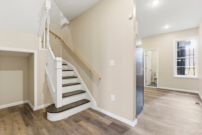 Photo - 1109 Poplar Grove St