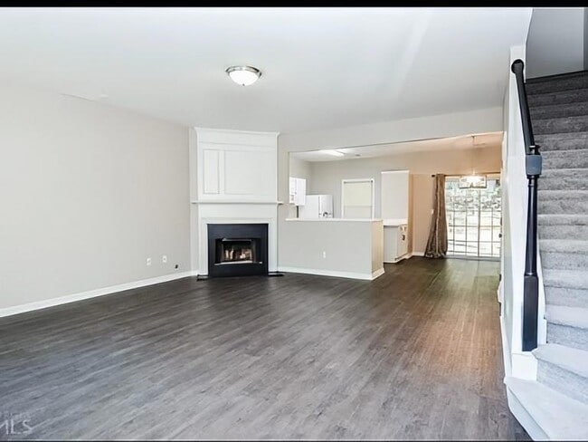 Photo - 4645 Valais Ct