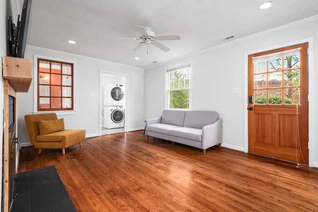 Photo - *Application Pending* Charming Cottage in Northgate Park - A Gem in the Heart of Durham!