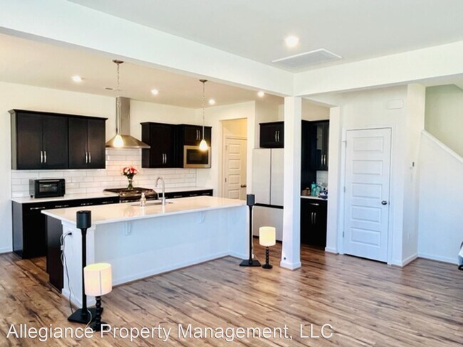 Photo - 3 br, 2.5 bath House - 9262 Marl Ridge Ln