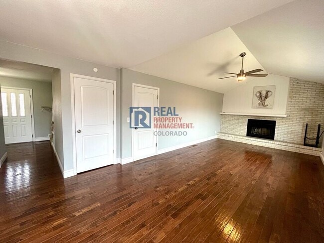 Photo - 3670 Gingham Way