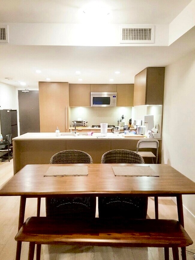 Photo - 125 E 14th St