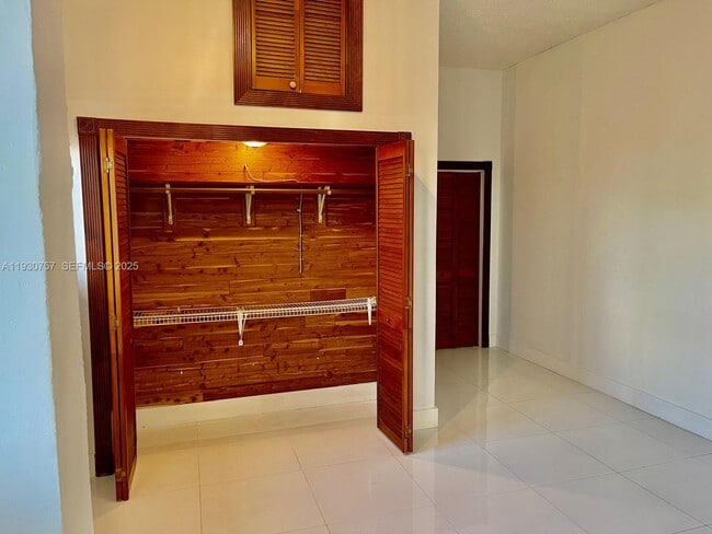 Photo - 1232 SW 17th Terrace Unit B