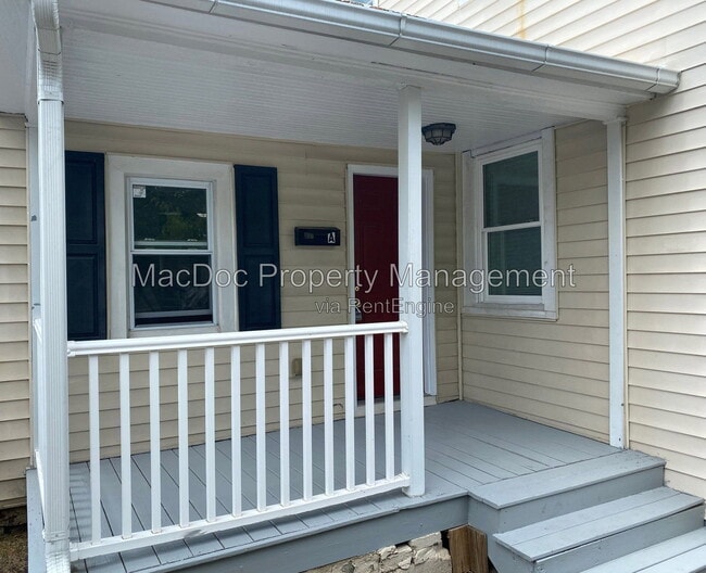 Photo - 806 Weedon St Unit A