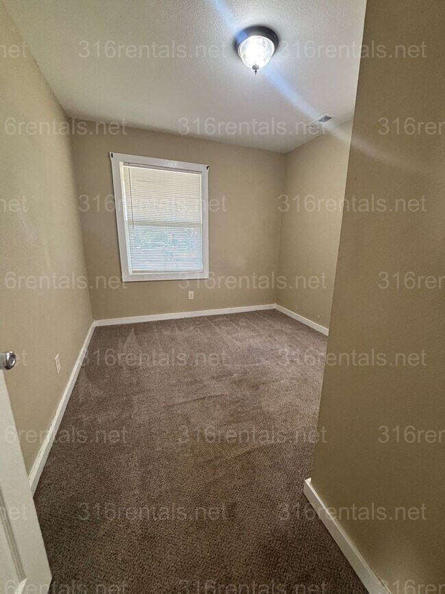 Photo - 512 Benton Ave