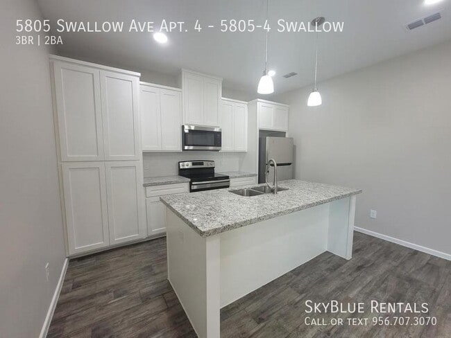 Photo - 5805 Swallow Ave Unidad 5805-4 Swallow