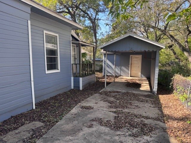 Photo - 121 8th St SE