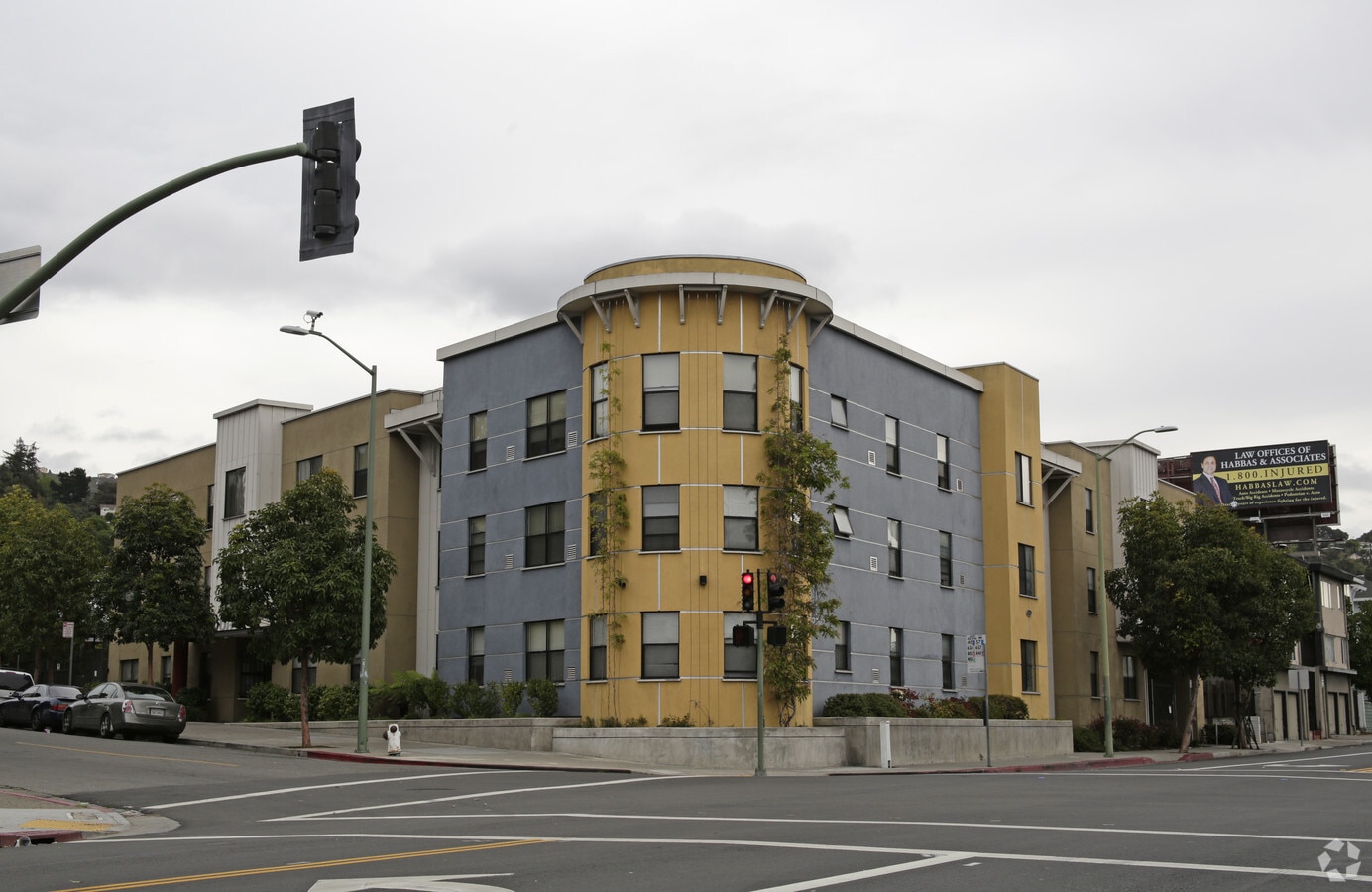 Photo - Eastmont Court Apartments