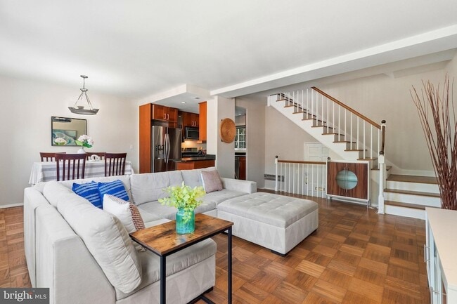 Photo - 3486 Gunston Rd