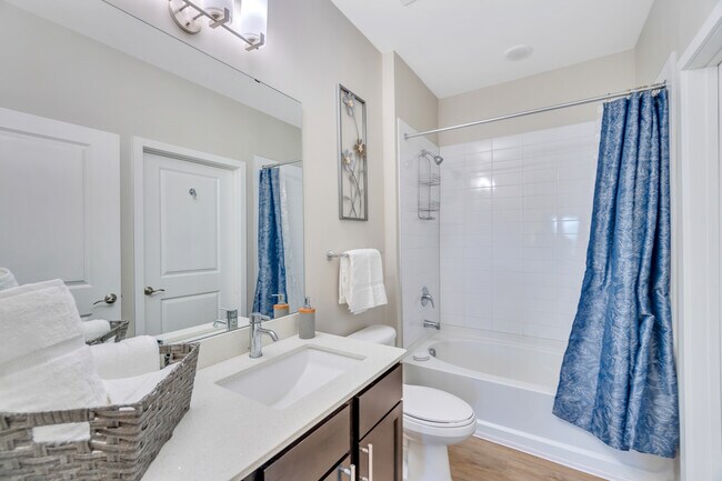 Photo - 7320 Brice Knoll Ln Unidad 209