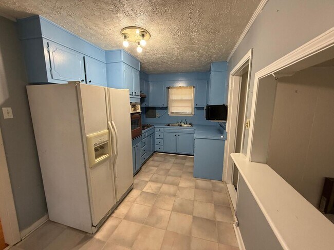 Photo - 14661 Veterans Memorial Hwy