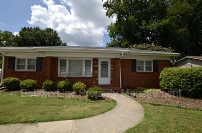 Building Photo - 4120 Leeds Dr