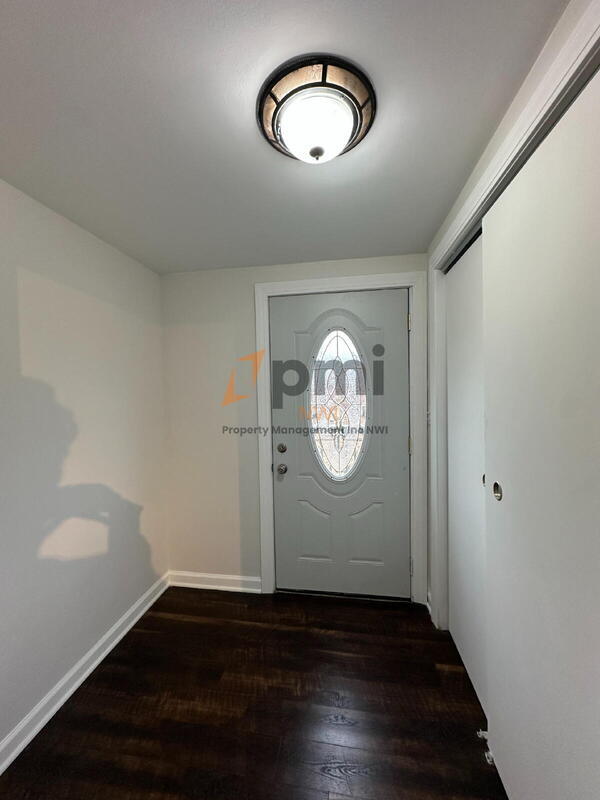 Photo - 7457 Clay St